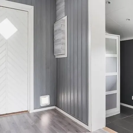 Tatil Evi Hytte Med Kort Vei Til Sjo Kartveit