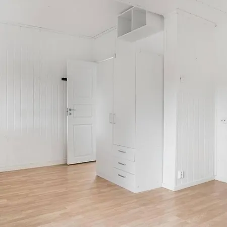 Hytte Med Kort Vei Til Sjo Kartveit